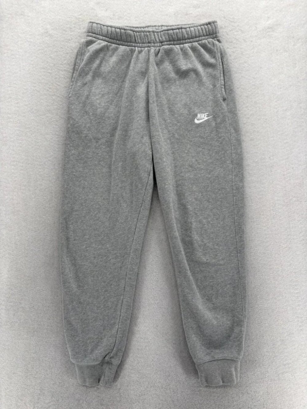 Report Nike Sportswear Club Fleece Joggers Mens Small Dark Grey Heather BV2671-0